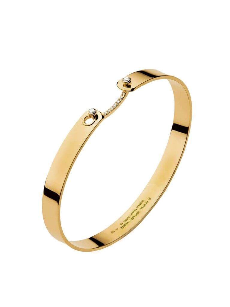 This stackable Nouvel Heritage bangle will stun as part of your everyday stack.