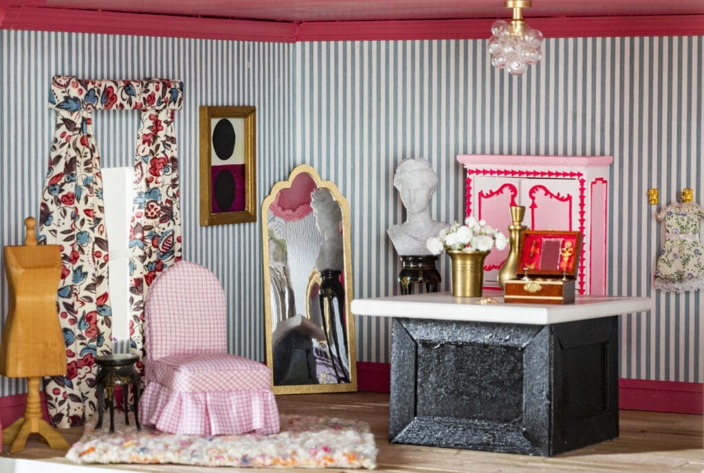 Dollhouse Tour To Make Houston’s Home Scene All About Stunning Miniatures — These Tiny Houses Are Full of Surprises