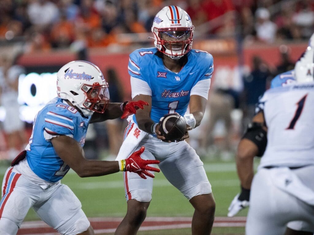 University of Houston QB Donovan Smith knows he must be able to rely on running backs like Brandon Campbell. (Photo by F. Carter Smith)