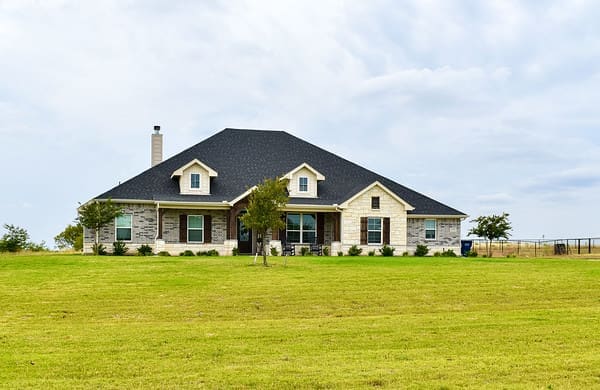North of the city, Van Alystyen is located to the east and west of US-75, right between McKinney and Sherman.
