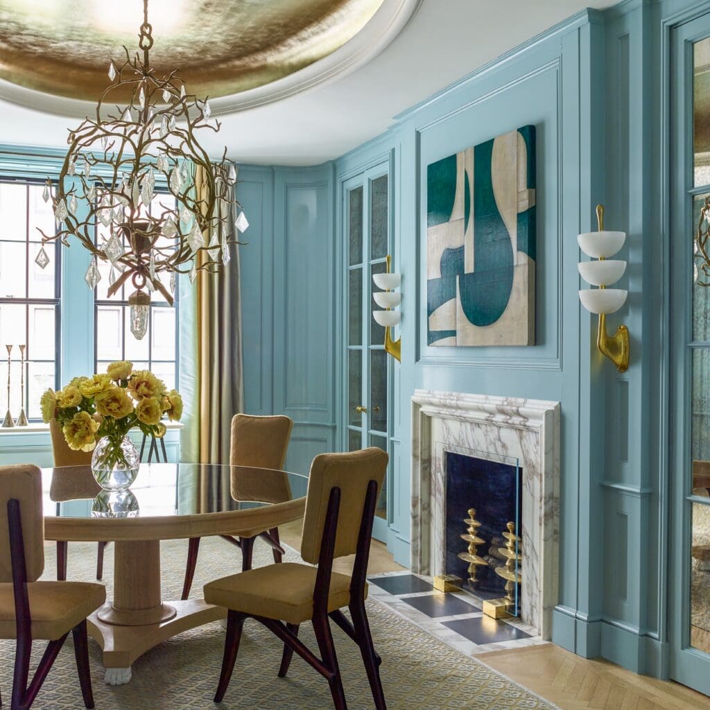 A dining room in a Rosario Candela-designed Upper East Side duplex designed by Peter Pennoyer. (Photo by Eric Piasecki)