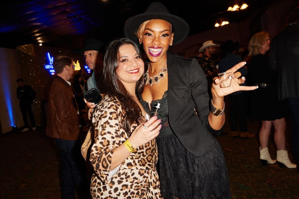 Evelyn Santos, Danielle Roden (Photo by Jonathan Zizzo)