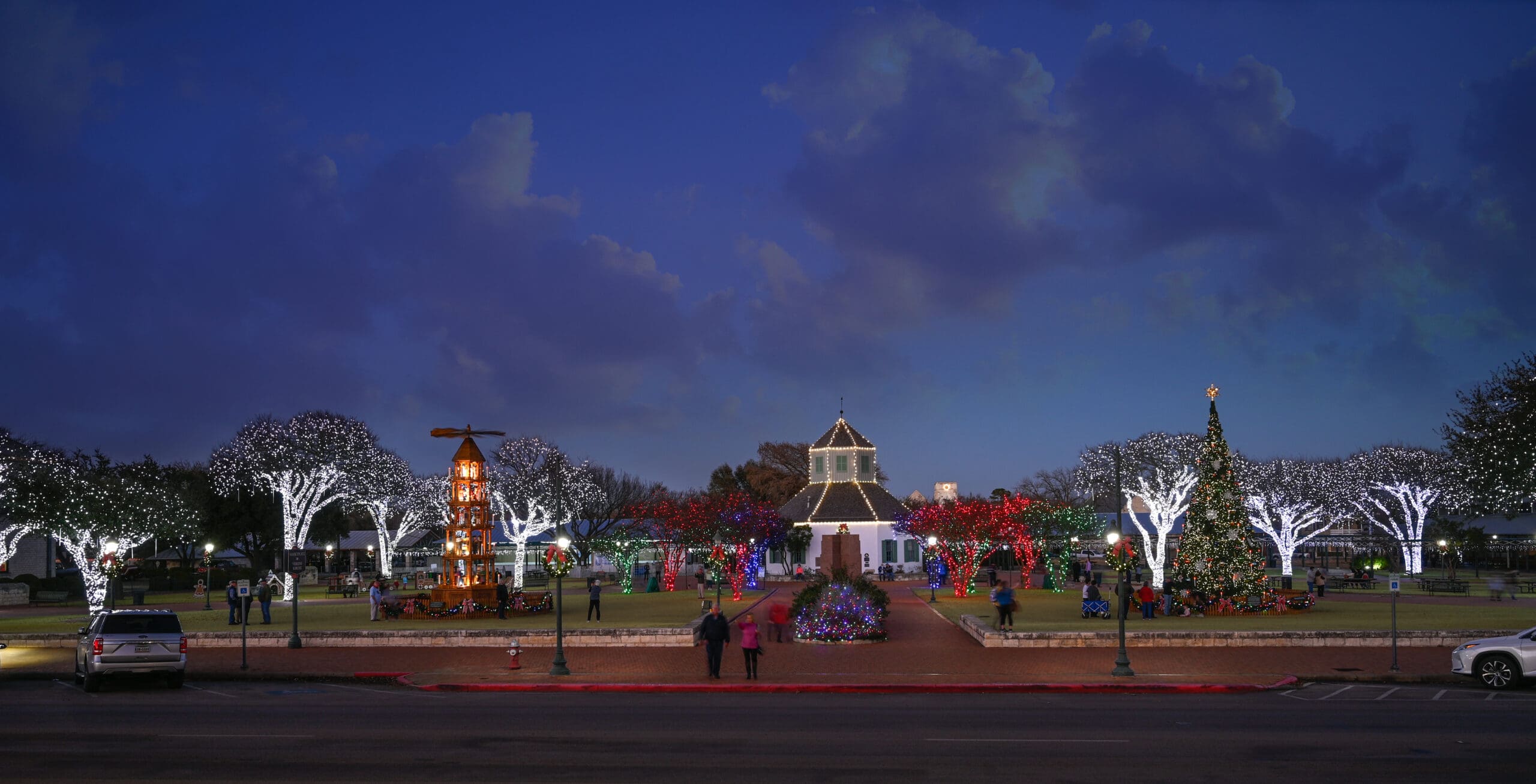 Fredericksburg Christmas4