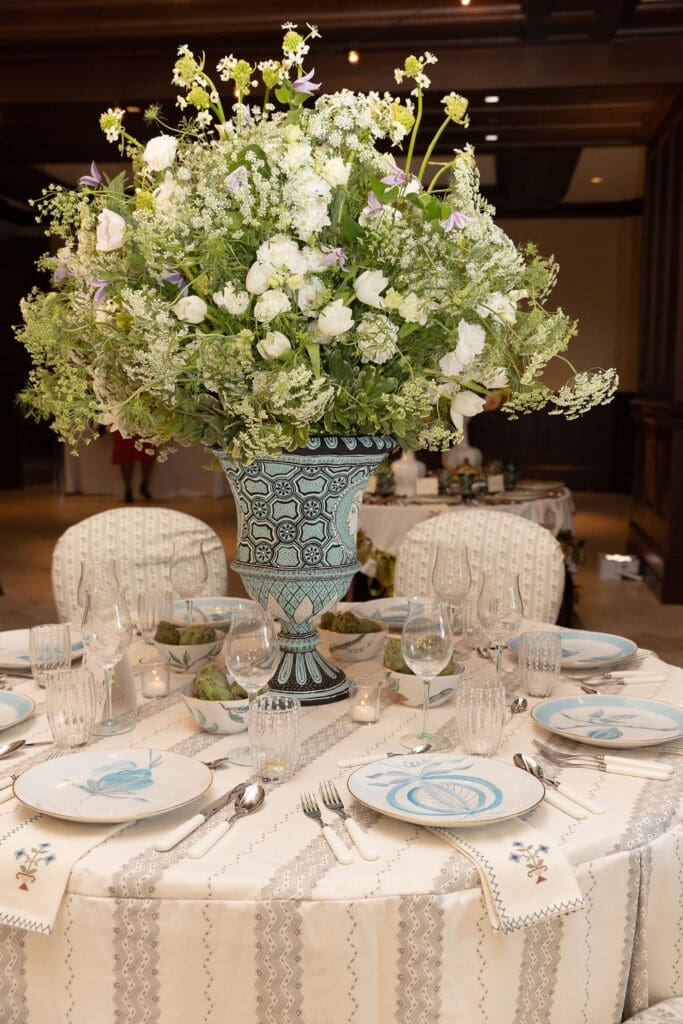 Cathy Kincaide Interiors' Kappa Tablescapes display. (Photo by Kaitlin Saragusa)