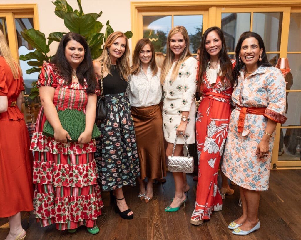 Melissa Smrekar, Jada Leigh Mowles, Sally Pretorius, Laura Price, Samantha Wortley, Catalina Gonzalez Jorba (Photo by Jessica Isaacs)
