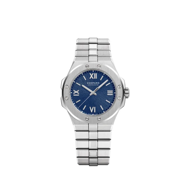 Chopard Lucent Steel™ is made using high-quality industrial scraps from Swiss watchmakers.