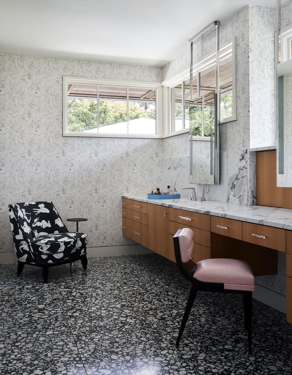 The primary bathroom corbin see (Photo by Pär Bengtsson)