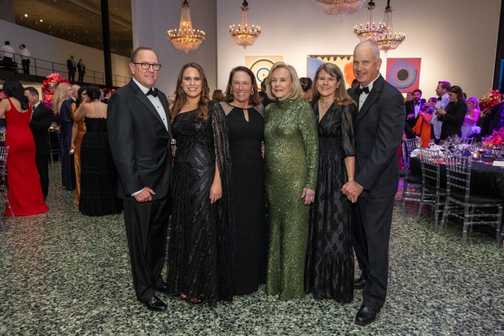 Carlos Duncan, Annie Duncan, Leslie Duncan, Anne Duncan, Mary Anne & Bill Dingus at the MFAH Grand Gala Ball.(Photo by Jenny Antill Clifton)