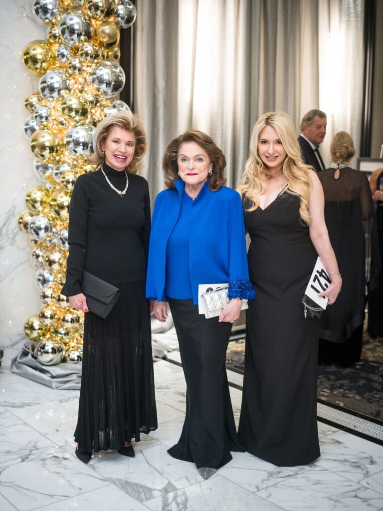 Debra Laws, Beth Wolff, Anna Kaplan  at the Citizens for Animal Protection Celebrity Paws Gala (Photo by Daniel Ortiz)