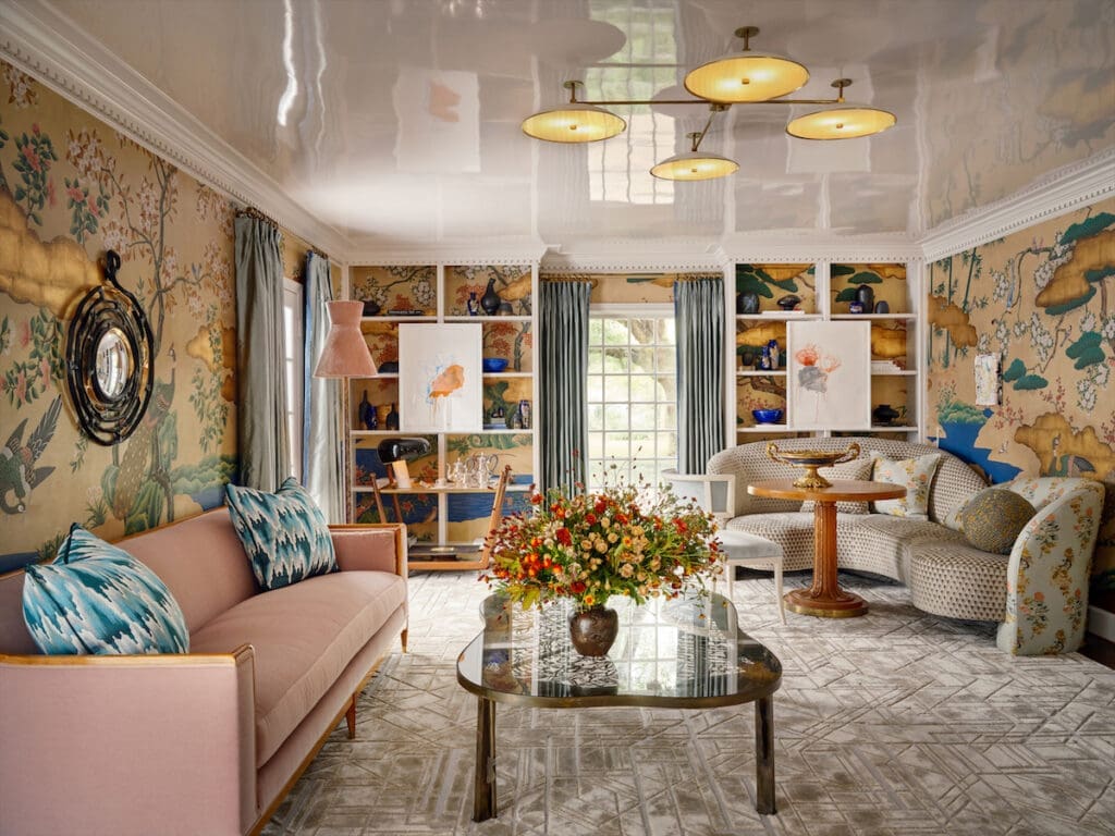 Living Room: Laura Lee Clark Interior Design (Photo by Stephan Karlisch)