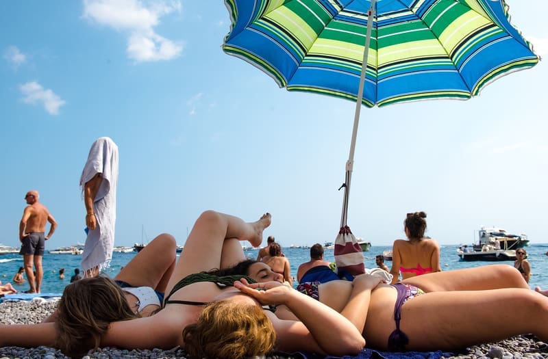 Marisa Heymach's "Sunbathers, Poisitano, Italy," 2016 (Courtesy Marisa Heymach) 