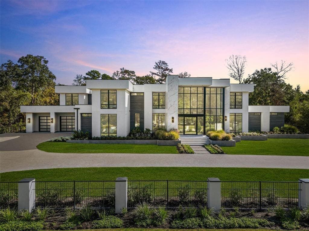 The Woodlands’ Own Treehouse Mansion Is a $7 Million Modern Masterpiece — Get a Rare Look Inside an Ultra Private Marvel