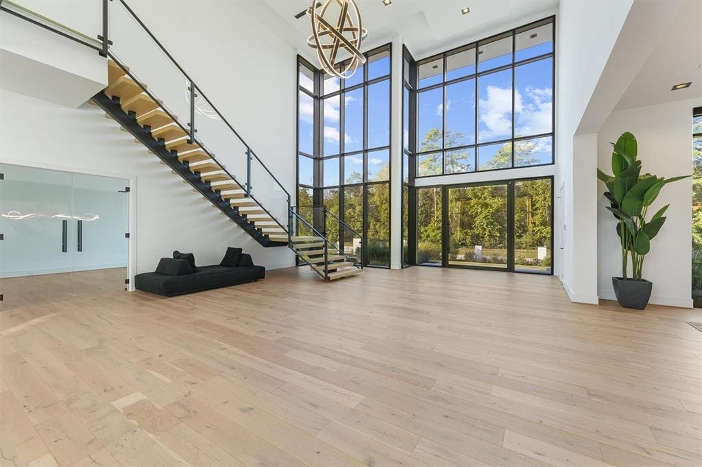 This Woodlands mansion was built by Simon Luxury Homes in 2022.