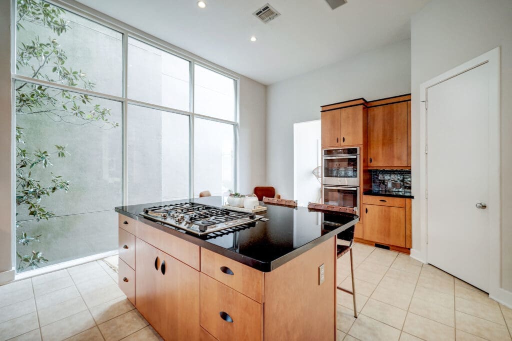 Chef's kitchen. 