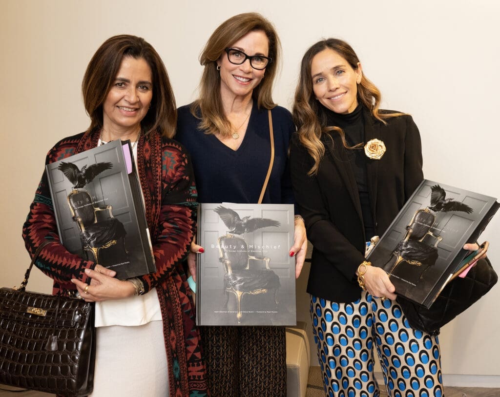 Omayda Avila, Sherry Blanton, Paola Rozo at David Sutherland