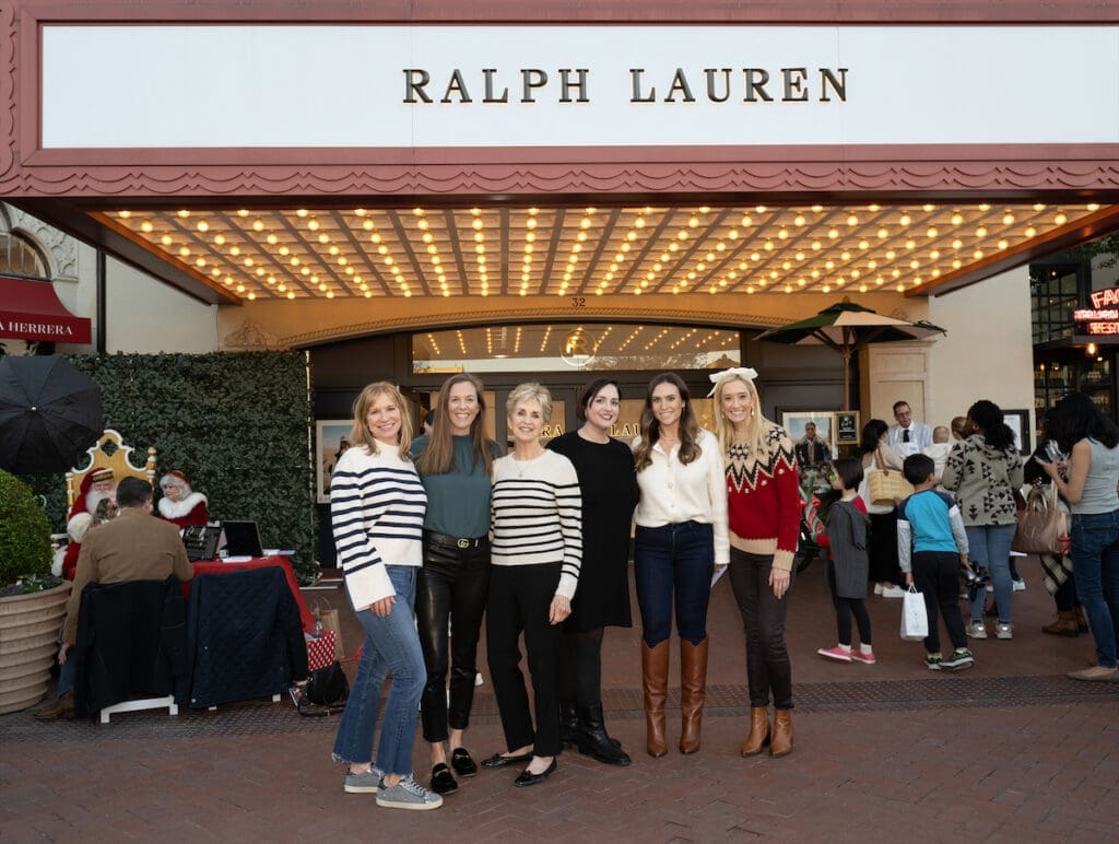 Scenes from the 2023 Highland Park Village Holiday Shopping Stroll. 