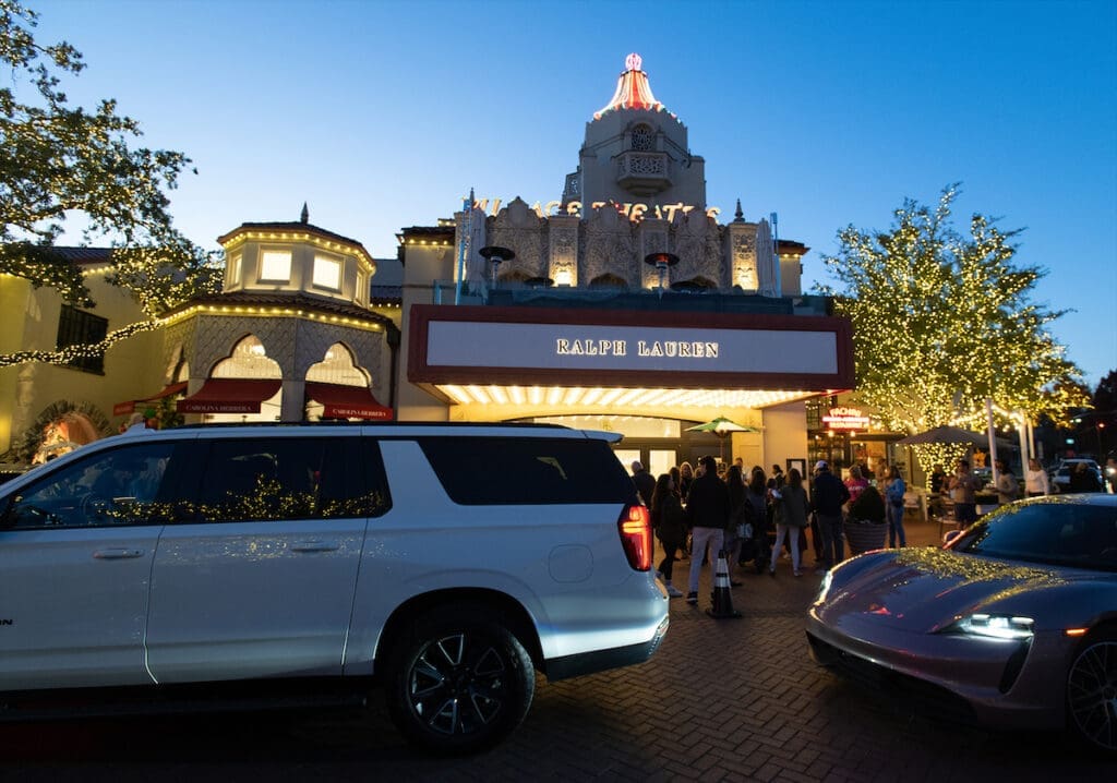 Scenes from the 2023 Highland Park Village Holiday Shopping Stroll. 