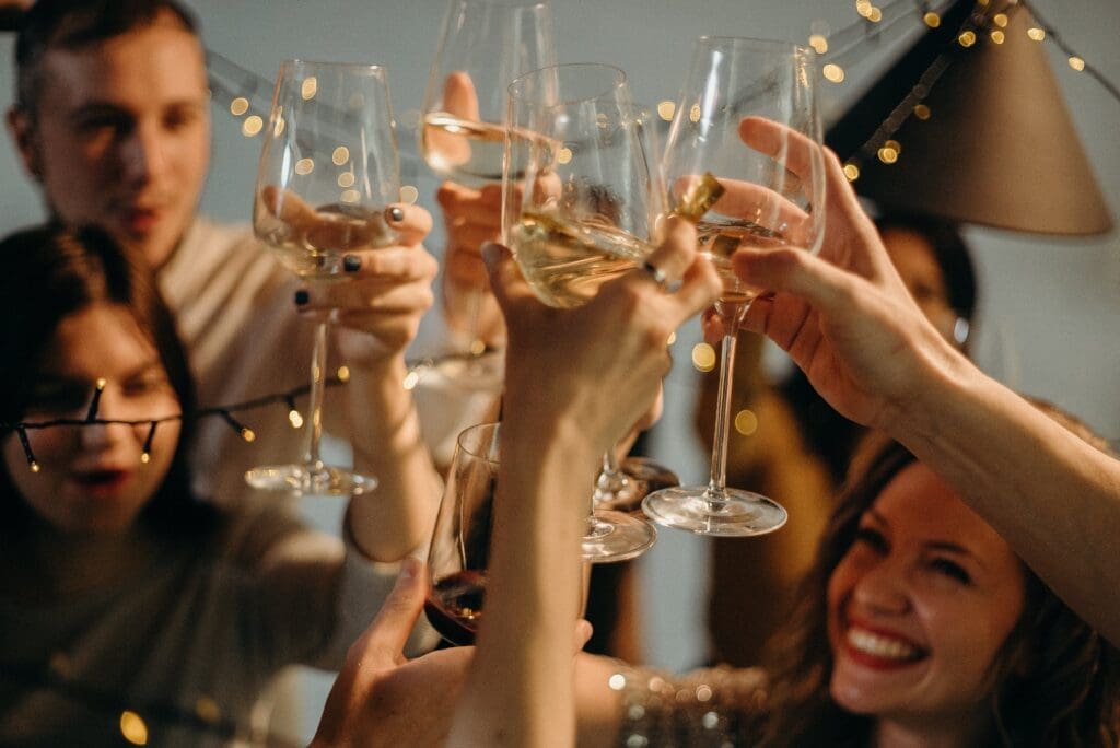 5 Special Ways to Celebrate New Year’s Eve In The Woodlands — Restaurants and Hotels With Party Power