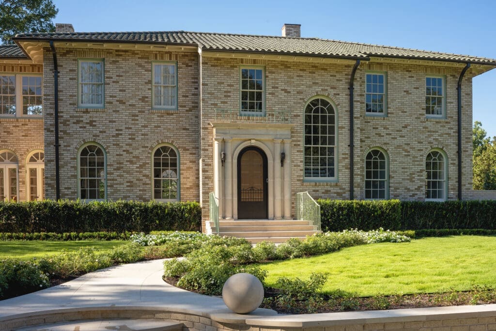 Italian Renaissance-style Minchen House  (Photo by William Chambers)