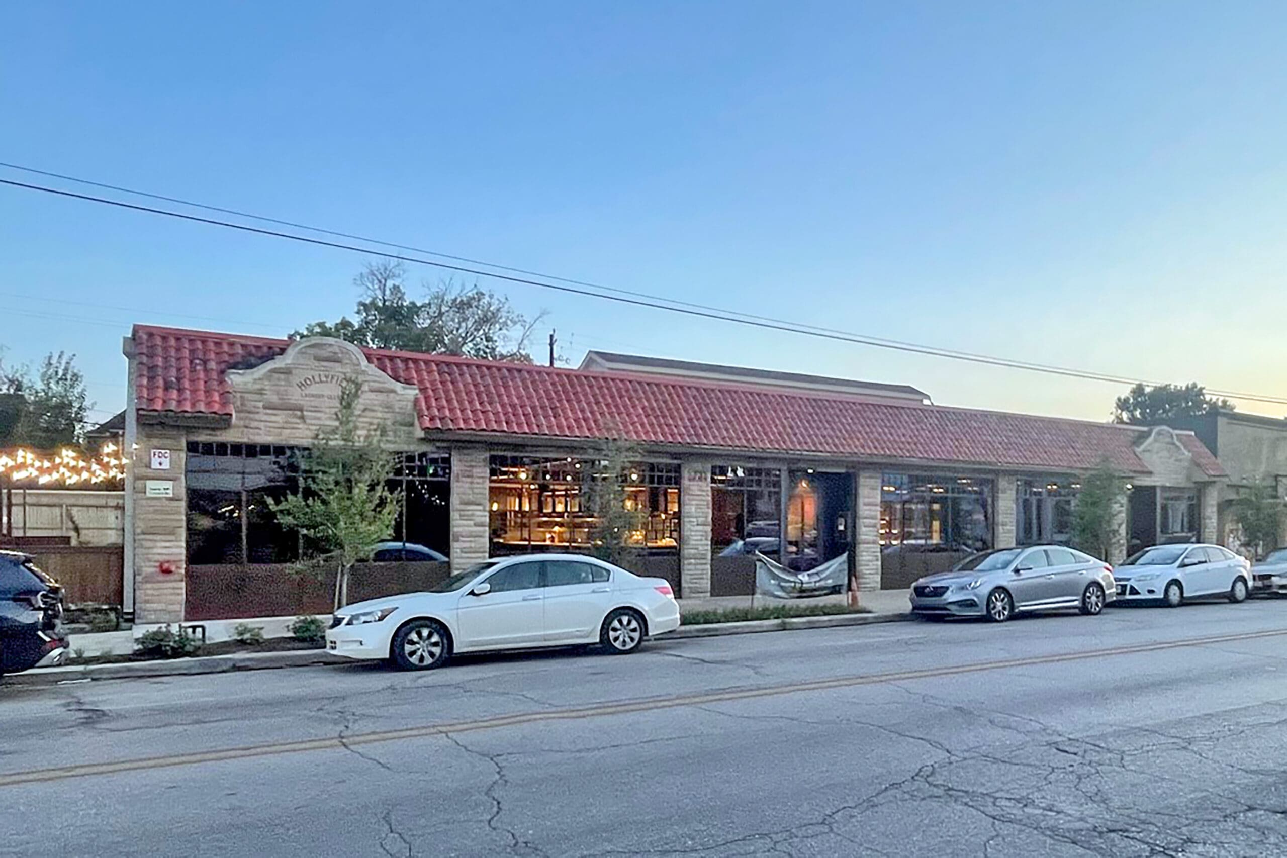 8 Davis Commercial FPO