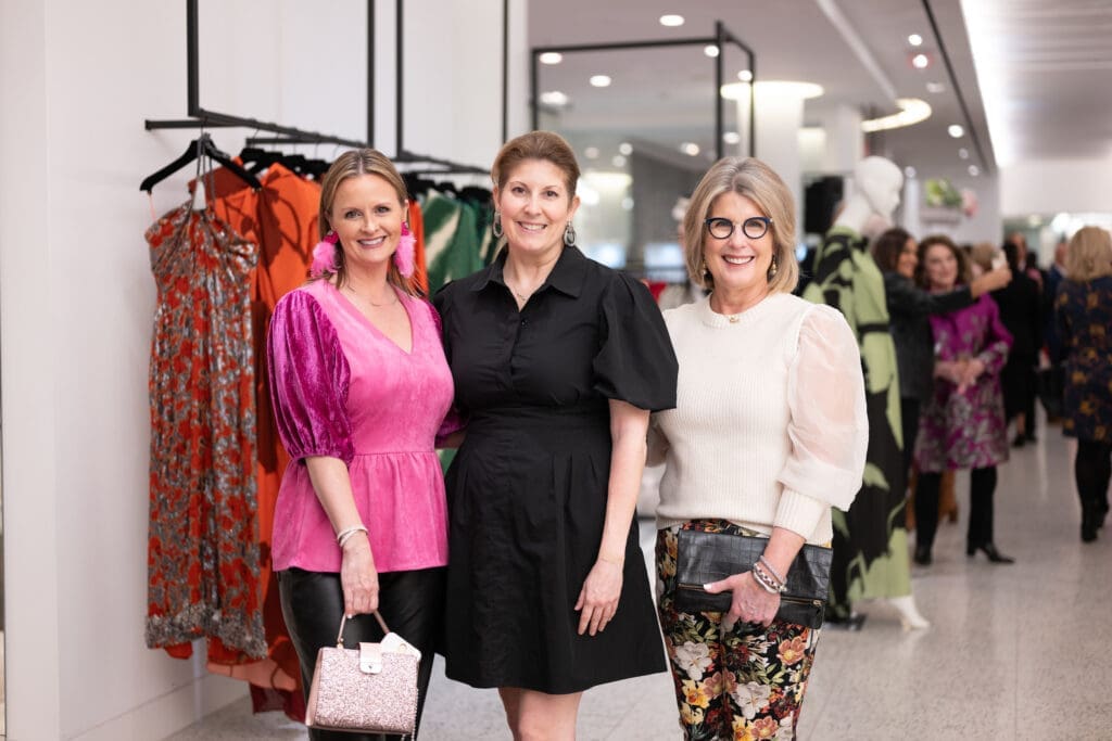 Lea Harper, Christina Sacco, Carolyn Bobo at Tootsies for the American Cancer Society Tickled Pink Luncheon launch. (Photo by Daniel Ortiz)