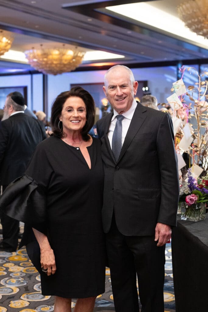  Rochelle & Alan Jacobson at the Seven Acres 'Next Step Gala' at the Hilton Americas-Houston (Photo by Daniel Ortiz)
