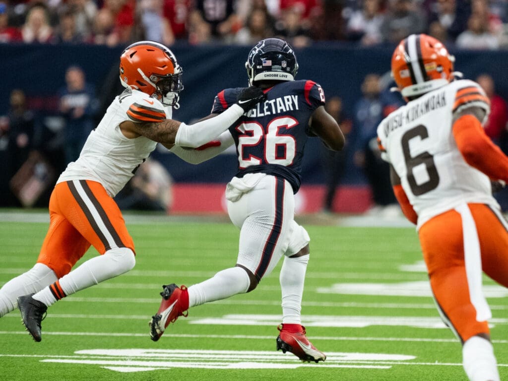 Houston Texans running back Devin Singletary knows every opening matters. (Photo by F. Carter Smith)