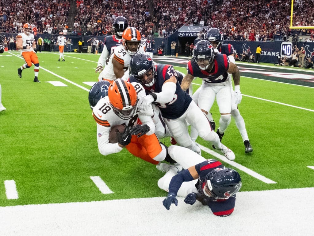 The Houston Texans defense swarmed the Cleveland Browns. (Photo by F. Carter Smith)
