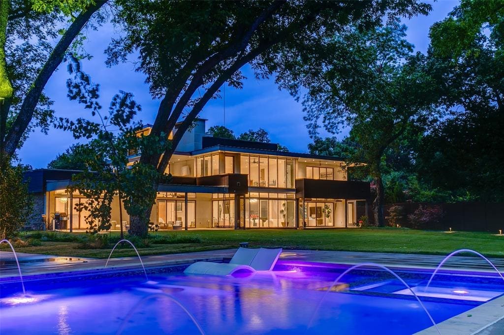 4231 West Lawther Drive – $13,977,000