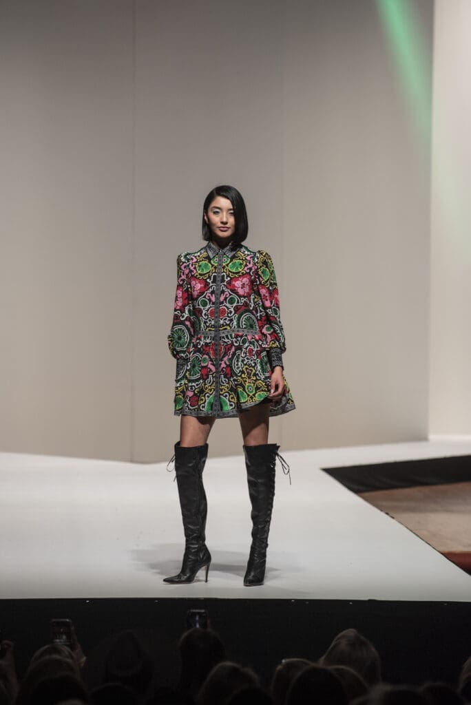 Alice + Olivia runway moment (Photo by Tamytha Cameron)