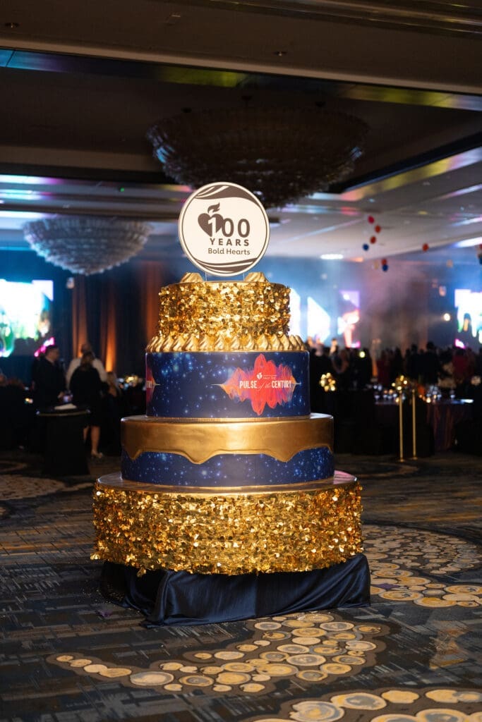 The anniversary cake  at the 40th anniversary American Heart Association Heart Ball. (Photo by Daniel Ortiz)