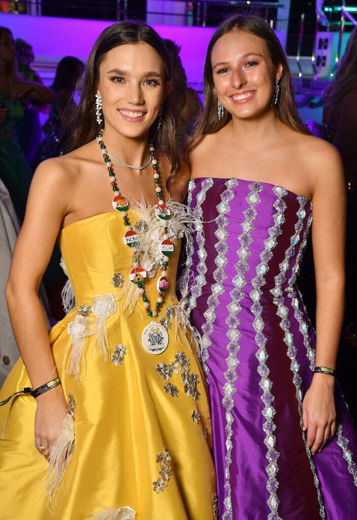 Rachel Nielsen, Calista Schneidau at the San Luis Salute in Galveston. (Photo by Dave Rossman)