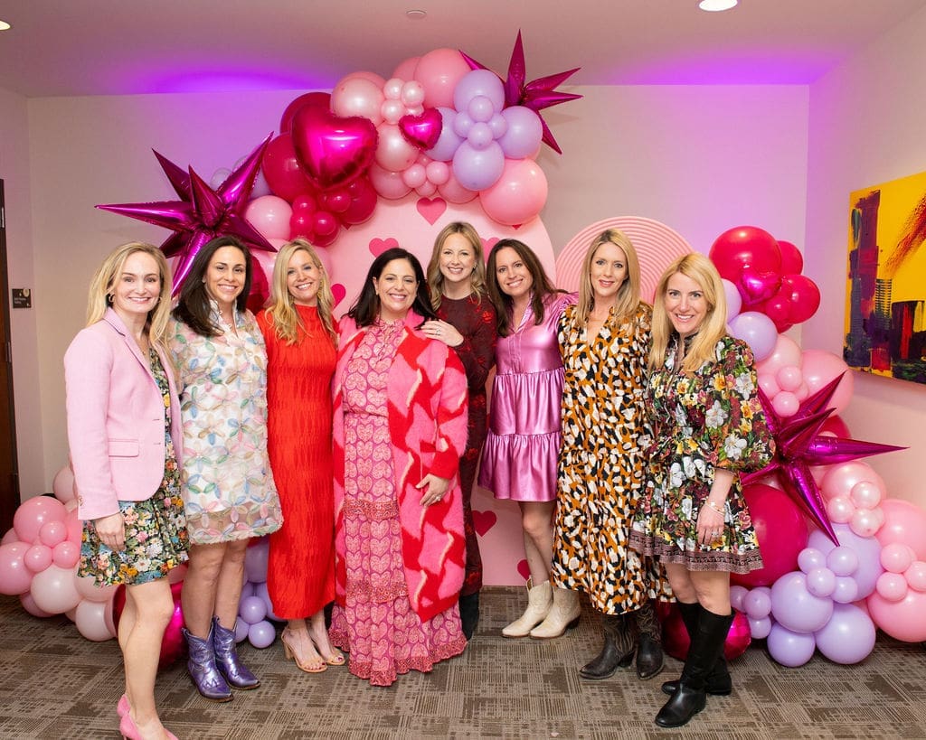 Stephanie Ernst, Liz Wilson, Kate Ryan, Laura McCallan, Sara Shuart, Laci Bo (Photo by Tamytha Cameron)