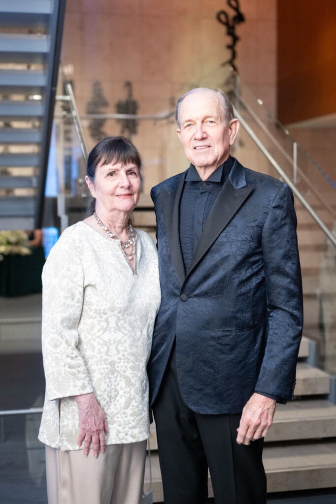 Leslie & Brad Bucher at the Asia Society Texas Tiger Ball 'Celebrating Magnificent Asia' (Photo by Daniel Ortiz)