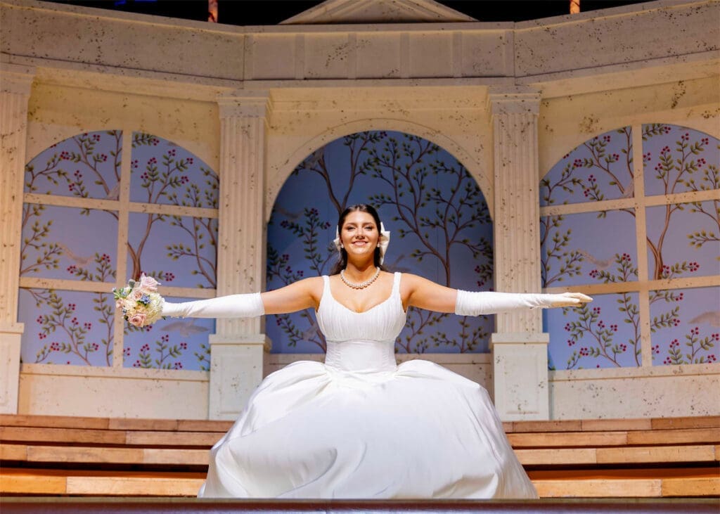 At the Dallas Symphony’s Largest Fundraiser, Debutantes Do the Iconic Texas Dip
