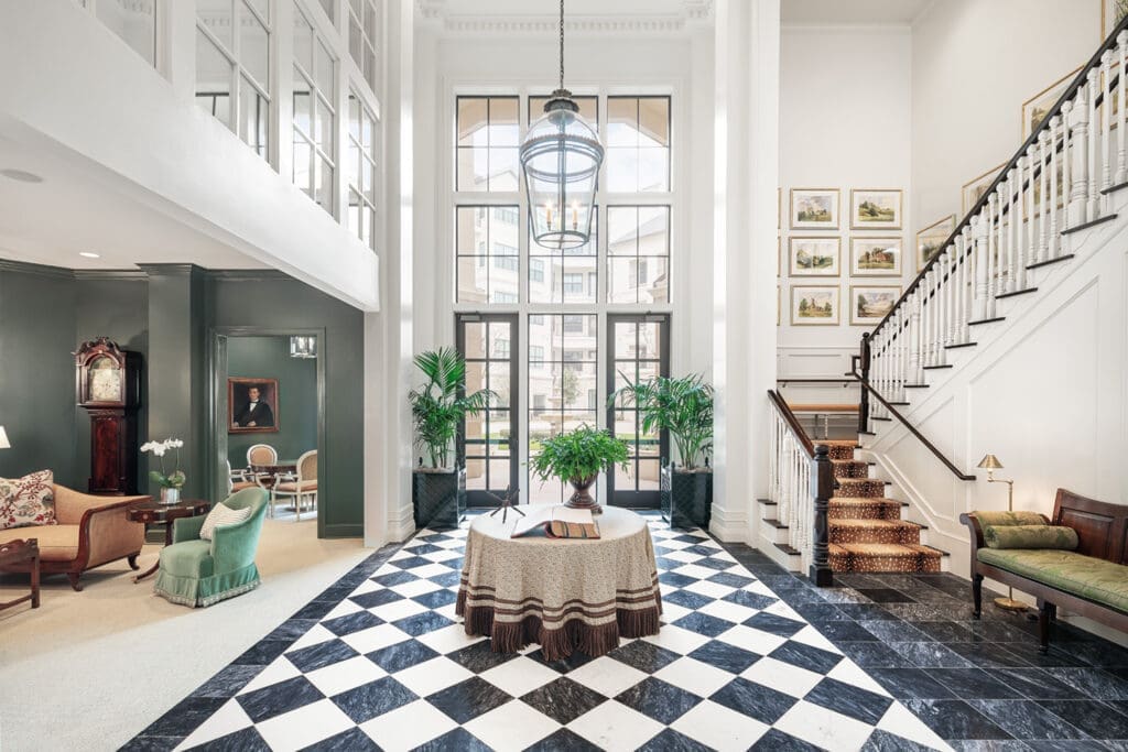 The Tradition Offers An Exceptional Level of Senior Living in Houston — Elegant Atmosphere, Great Dining, and Resort-Style Amenities