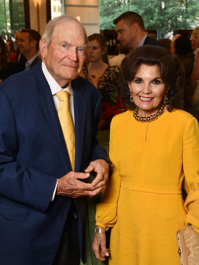 Dr. Walter & Linda McReynolds at the Communities in Schools of Houston dinner