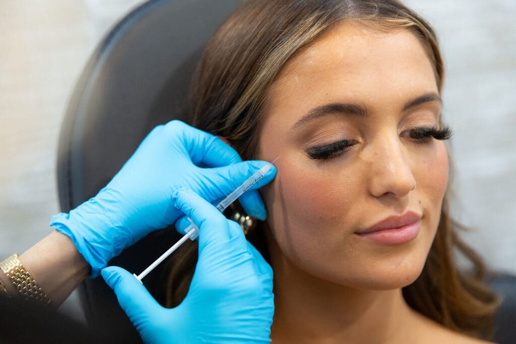 While it can be overwhelming to navigate all the different medspas and options, Heights Plastic Surgery and Studio Essex MedSpa make it easy, convenient, safe and - most importantly of all - comfortable to meet your goals this year. 