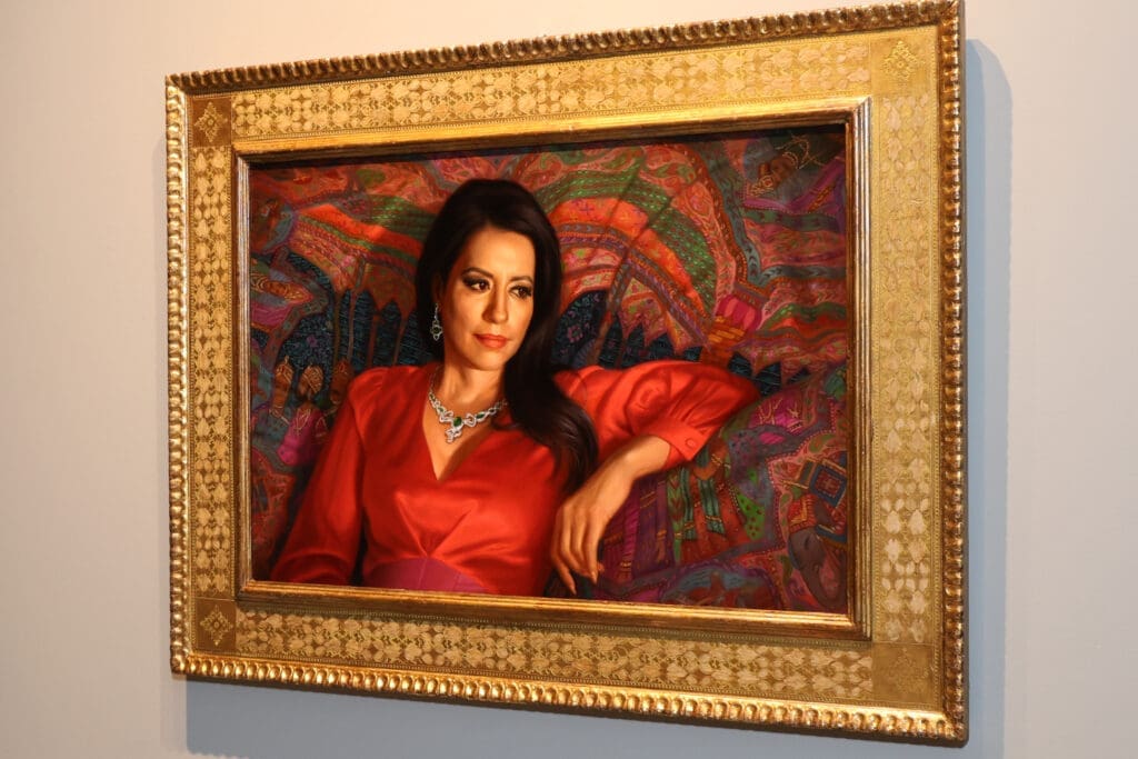 Ralph Heimans' portrait of Houstonian Dr. Ayesha Rishad unveiled at a special event at Gittings. (Photo by Priscilla Dickson)