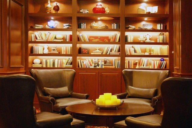 When you hear Dallasites talk about their favorite haunts, the Library Bar at Warwick Melrose is one locals are quick to mention.