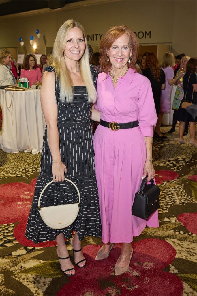 Lora Farris and Susan Farris (Photo by Tamytha Cameron, Celeste Cass and Nate Rehlander)