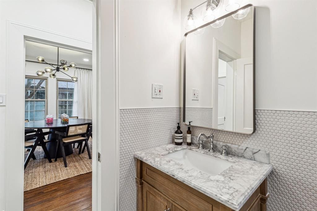 Both bedrooms connect to a full bathroom.