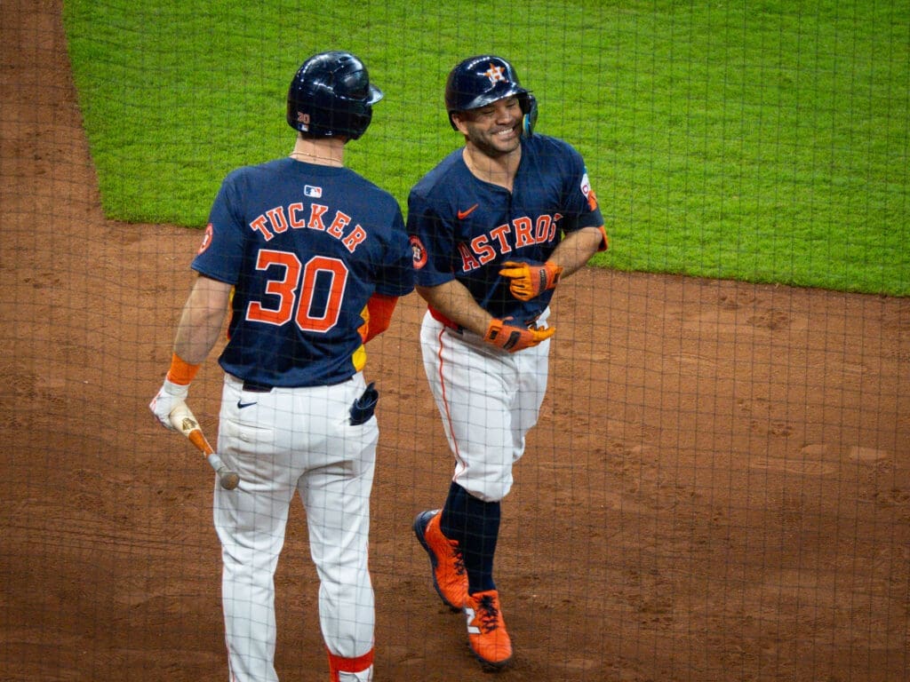 Jose Altuve’s Incredible Fight and Kyle Tucker’s Brilliance Can’t Save the Astros — Yes, Joe Espada, It’s Time to Sound the Alarm