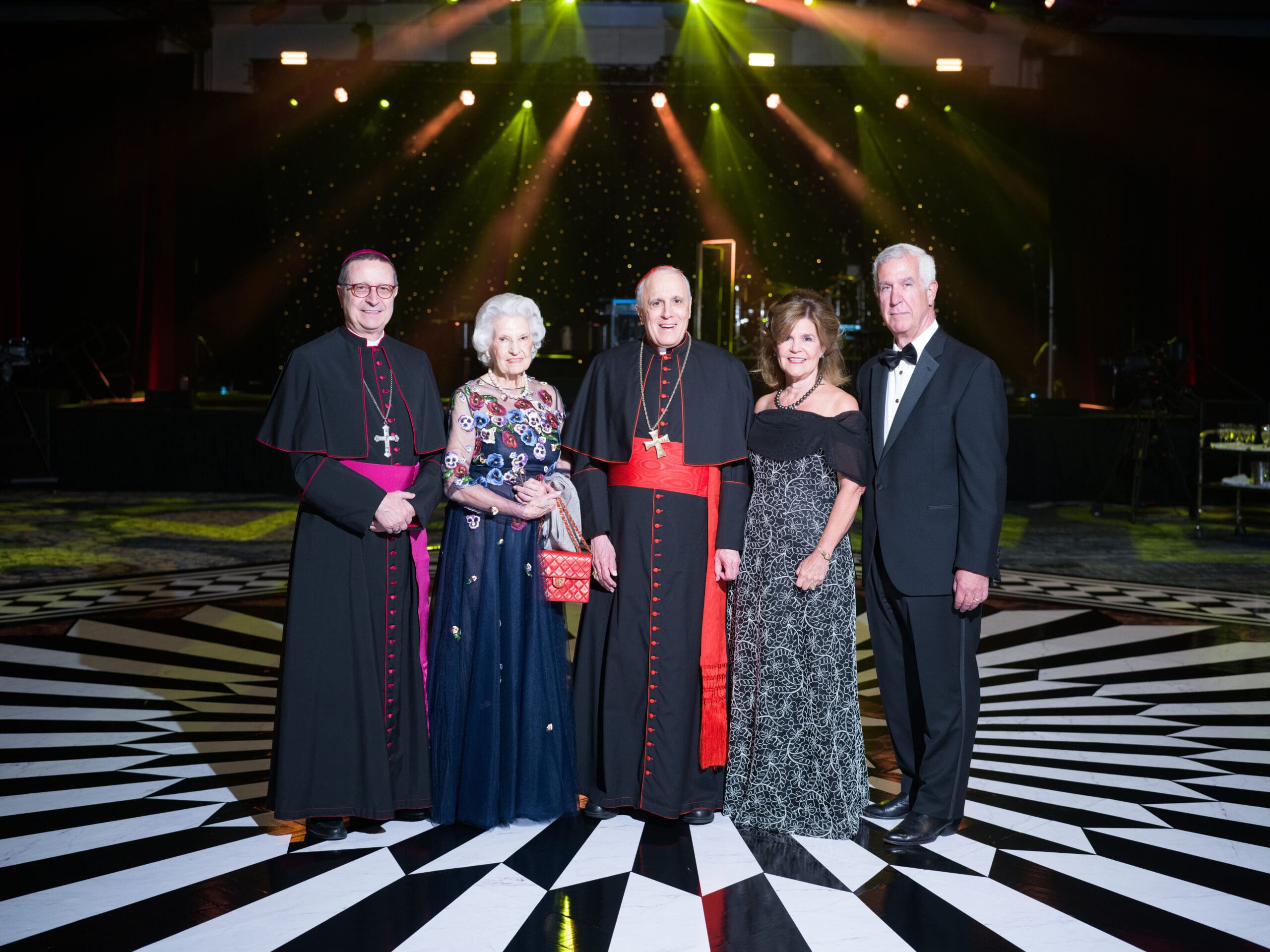 Honorary Chairs Bishop Italo Dell’Oro, CRS and Raye G. White, Honoree His Eminence Daniel Cardinal DiNardo, Event Chairs Ginger and John Niemann