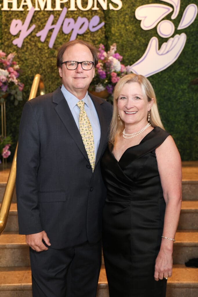 Ken Sill, Kari Findley at the Holdsworth 'Champions of Hope' dinner (Photo by Priscilla Dickson)