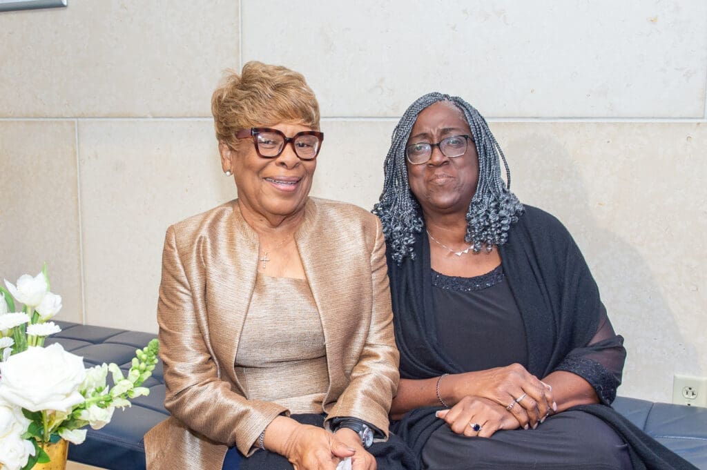 Marian Dever, Coetta Peterson at The Hobby Center's 'A Night at the Founders Club' (Photo by Jacob Power)