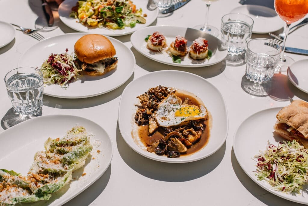 Caterina's introduces a more relaxed summer vibe. (Photo by 6th Ave. Storytelling)