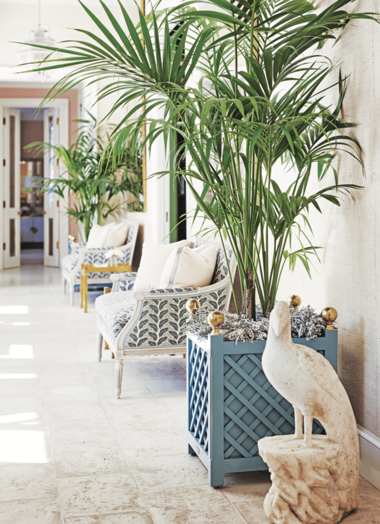 The gallery’s French settees are from Casa Gusto in Palm Beach with Serena Dugan upholstery from James. Marble bird sculpture from JED Interior Design and Antiques in East Hampton.  (Photo by Richard Powers)