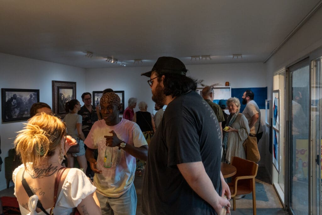 An "Interwoven" community (Photo by Alan Nguyen)
