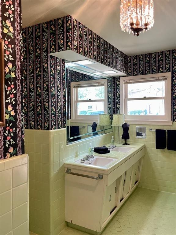 The Preston Hollow home of Della Lively features two half-baths.  (Photo by Douglas Newby & Associates)